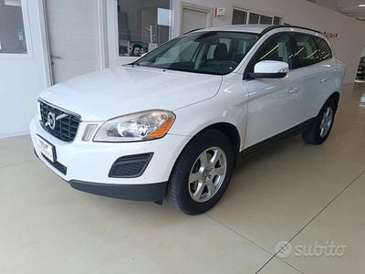 Usata Volvo XC60 Momentum 163 CV (119 kW) 2013 Bianco SUV