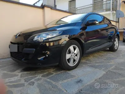 Usata Renault Mégane III 110 CV (80 kW) 2012 Nero