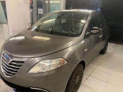 Usata Lancia Ypsilon Gold 95 CV (69 kW) 2012 Grigio Utilitaria
