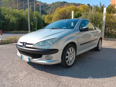 Usata Peugeot 206 CC 2003 Grigio Cabrio