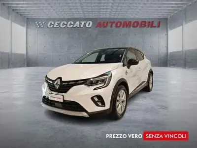 Usata Renault Captur Intens 140 CV (102 kW) 2022 Bianco SUV