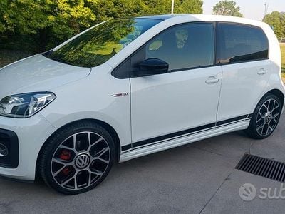 Begagnad VW up! GTI 116 HK (85 kW) 2018 Vit Halvkombi