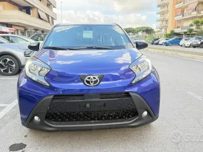 Nouvelle Toyota Aygo X Lounge 72 ch (52 kW) 2025 Bleue SUV