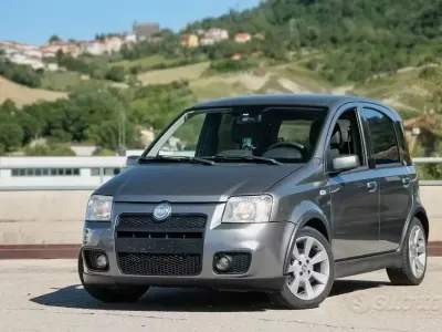 Usata Fiat Panda 101 CV (74 kW) 2006 Grigio Utilitaria