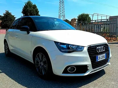 Usata Audi A1 Attraction 90 CV (66 kW) 2013 Bianco Utilitaria