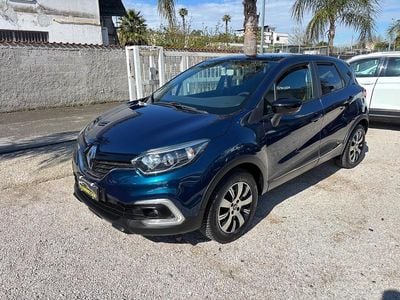 Usata Renault Captur 90 CV (66 kW) 2018 Blu SUV