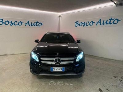 Usata Mercedes GLA180 Premium 122 CV (89 kW) 2015 Nero SUV