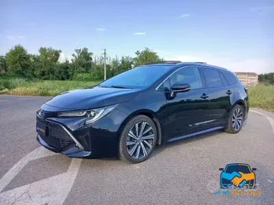 Usata Toyota Corolla Style 152 CV (111 kW) 2021 Nero Station wagon