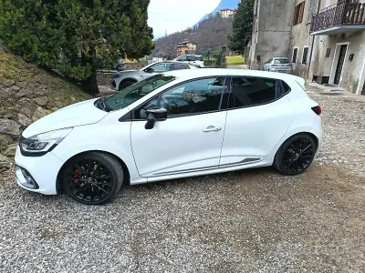Usata Renault Clio R.S. 200 CV (147 kW) 2017 Bianco Utilitaria