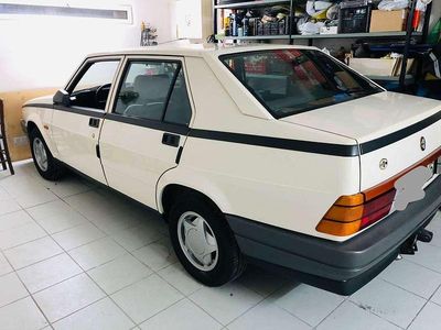 Usata Alfa Romeo 75 110 CV (80 kW) 1987 Berlina