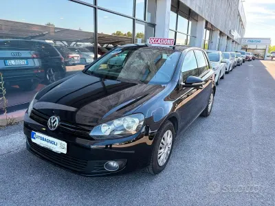 Usata VW Golf VI Trendline 105 CV (77 kW) 2010 Nero Utilitaria