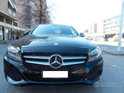 Usata Mercedes C180 Business 115 CV (84 kW) 2015 Nero Berlina