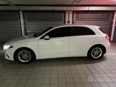 Usata Mercedes A180 Executive 116 CV (85 kW) 2019 Bianco Berlina