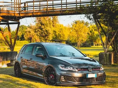 Gebraucht VW Golf VIII GTI 245 PS (180 kW) 2020 Limousine