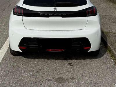 Usata Peugeot 208 Allure 102 CV (75 kW) 2022 Utilitaria