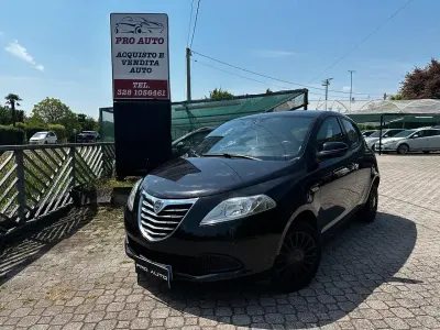 Usata Lancia Ypsilon S 95 CV (69 kW) 2013 Nero Utilitaria
