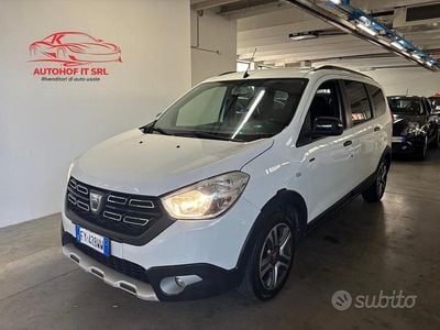 Usata Dacia Lodgy Stepway 115 CV (84 kW) 2020 Bianco Monovolume
