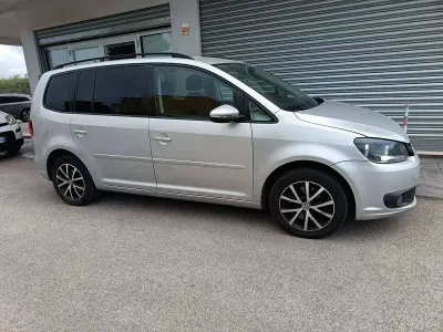 Usata VW Touran Highline 150 CV (110 kW) 2012 Argento Monovolume