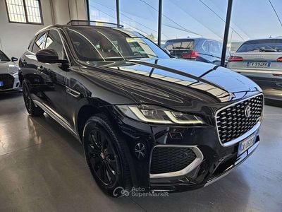 Usata Jaguar F-Pace R-Dynamic 204 CV (150 kW) 2022 Nero SUV