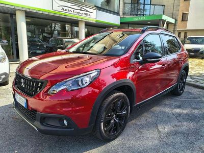 Usata Peugeot 2008 GT-line 120 CV (88 kW) 2016 Rosso SUV