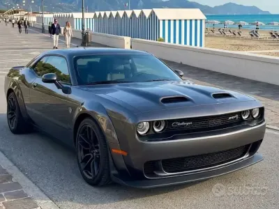 Usata Dodge Challenger 309 CV (227 kW) 2022 Grigio Coupé