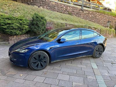 Blu/azzurro Usata 2023 Tesla Model 3 RWD Berlina | 32.000 € (Buon prezzo)
