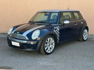 Usata Mini Cooper 116 CV (85 kW) 2006 Blu Utilitaria