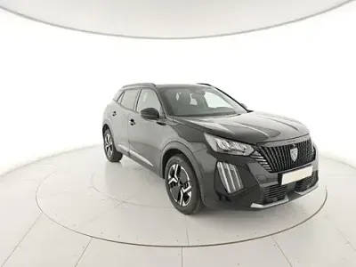 Usata Peugeot 2008 Allure 101 CV (74 kW) 2025 Nero SUV