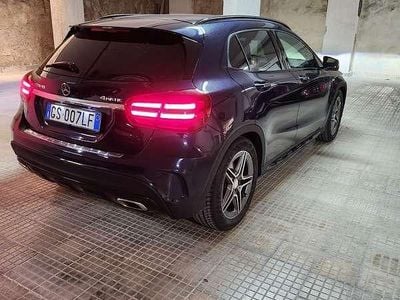 Mercedes GLA250