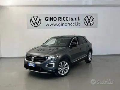 Usata VW T-Roc Advance 150 CV (110 kW) 2018 Grigio SUV
