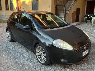 Usata Fiat Grande Punto Sport 90 CV (66 kW) 2008 Nero Utilitaria