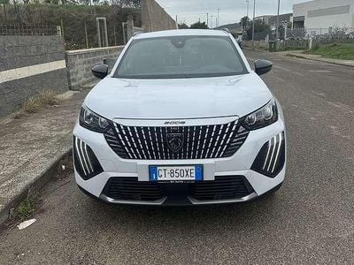 Usata Peugeot 2008 Allure 131 CV (96 kW) 2024 SUV
