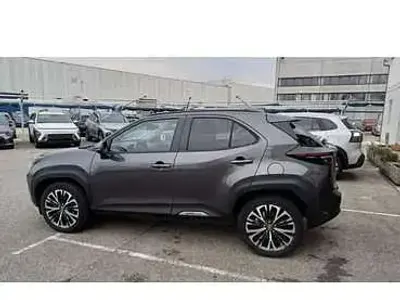 Usata Toyota Yaris Cross Lounge 92 CV (67 kW) 2023 SUV