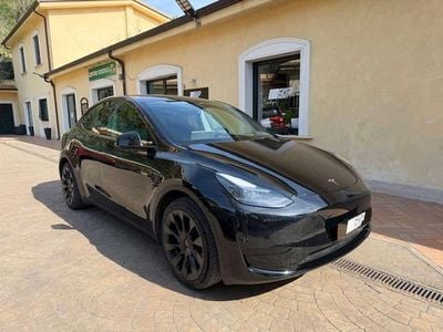 Usata Tesla Model Y RWD 88 kW (120 CV) 2023 Nero SUV