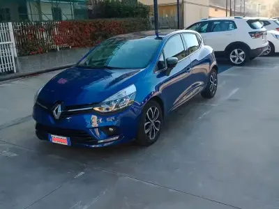 Usata Renault Clio 75 CV (55 kW) 2019 Bluazzurro Station wagon