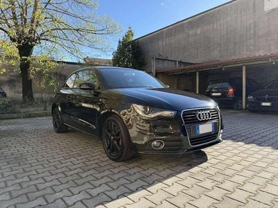 Usata Audi A1 Attraction 122 CV (89 kW) 2010 Nero Utilitaria