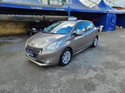 usata Peugeot 208 1.4 HDi 68 CV 5 porte Business