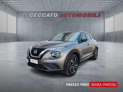 Usata Nissan Juke N-Connecta 114 CV (83 kW) 2024 Grigio SUV