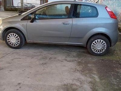 Usata Fiat Grande Punto 75 CV (55 kW) 2009 Utilitaria