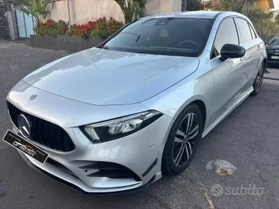 Usata Mercedes A180 Executive 116 CV (85 kW) 2019 Grigio Berlina