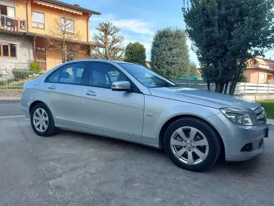 Usata Mercedes C200 136 CV (100 kW) 2010 Berlina