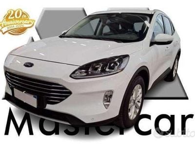 Usata Ford Kuga Business Edition 120 CV (88 kW) 2021 Bianco SUV