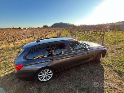 Usata BMW 318 Comfort Edition 143 CV (105 kW) 2013 Grigio Station wagon