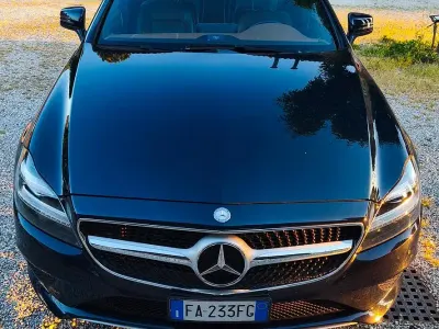Usata Mercedes CLS250 204 CV (150 kW) 2015 Blu Coupé