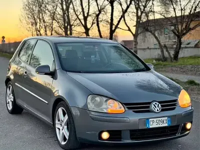 Usata VW Golf IV 116 CV (85 kW) 2004 Grigio Coupé