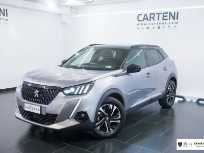 Usata Peugeot 2008 GT-line 131 CV (96 kW) 2020 Grigio SUV