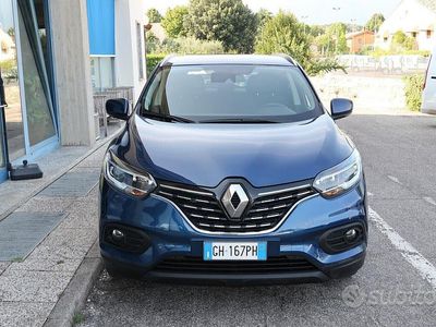 Usata Renault Kadjar Business 140 CV (102 kW) 2021 Blu SUV