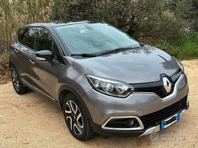 Usata Renault Captur Intens 90 CV (66 kW) 2016 Grigio SUV