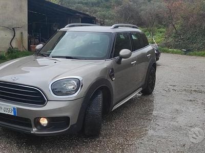 Usata Mini Cooper D Countryman 115 CV (84 kW) 2018 Grigio SUV