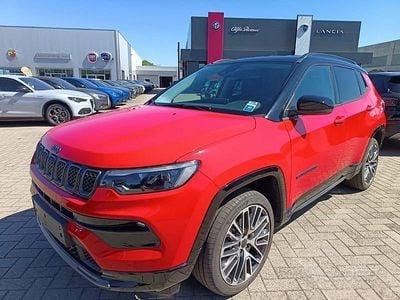 Usata Jeep Compass Summit 240 CV (176 kW) 2024 Rosso tetto nero SUV